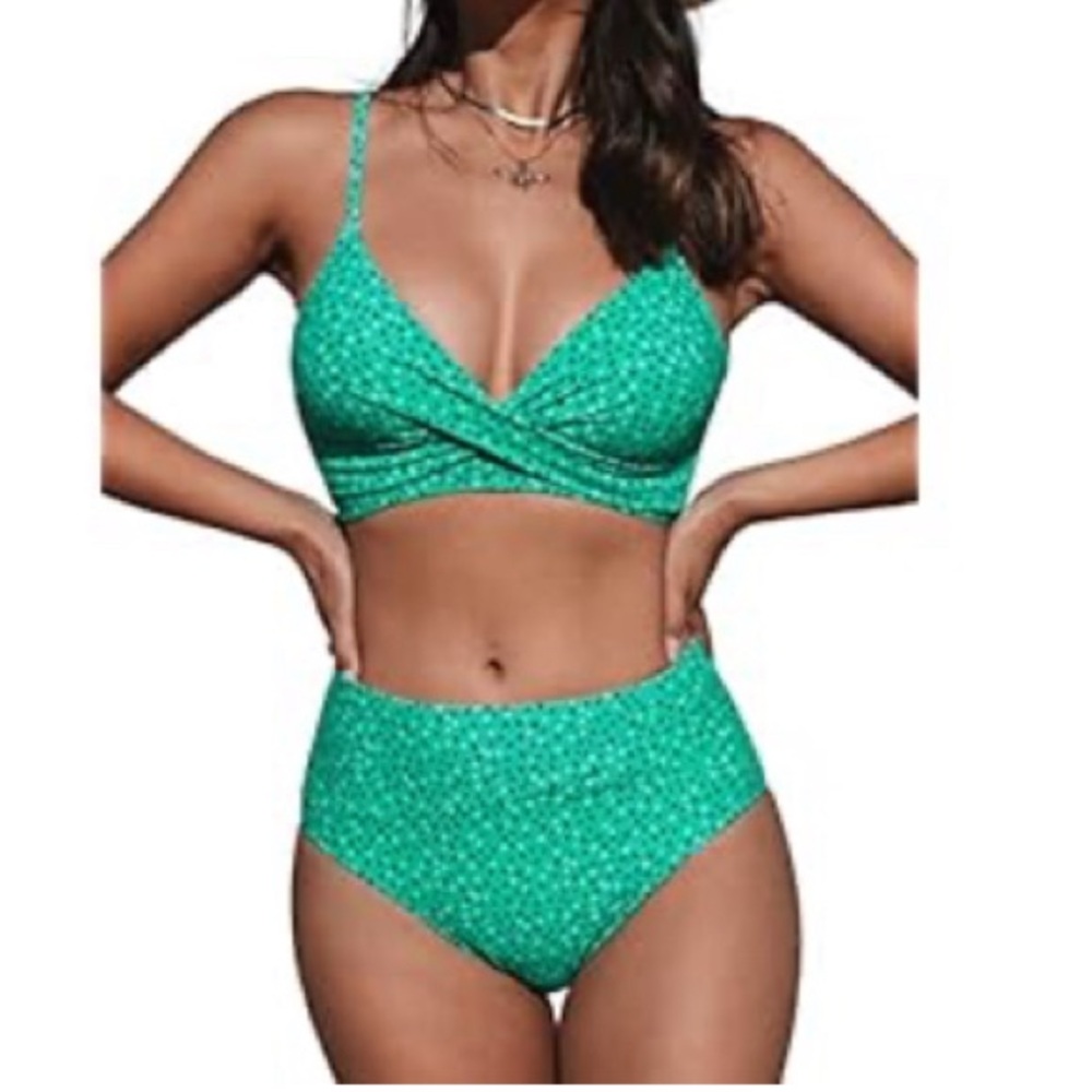 NWOT Cupshe High Waisted Twist Front Adjustable Spaghetti Straps bathing suit